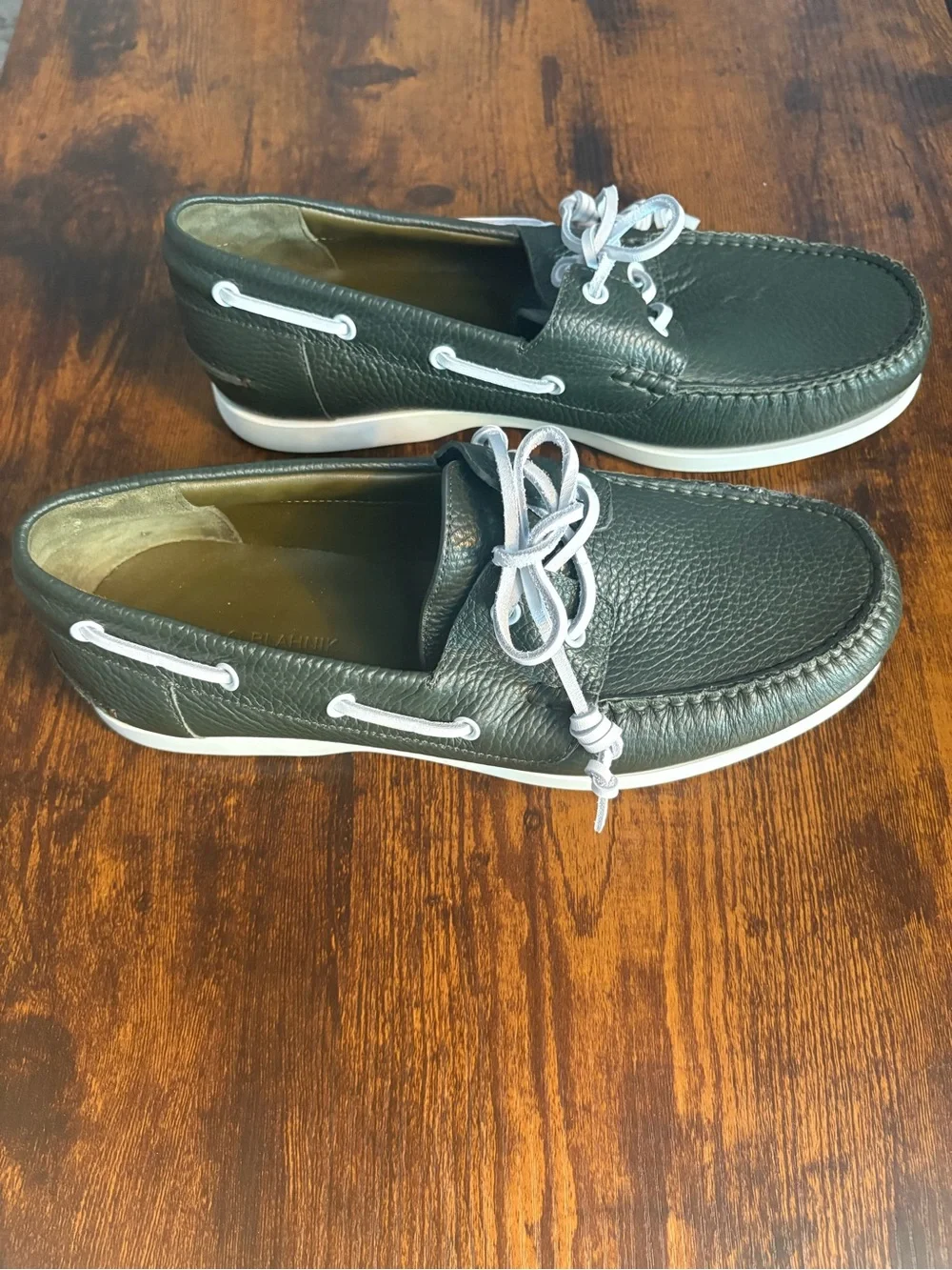 Manolo Blahnik Sidmouth Mens Green Leather Boat Shoes Size 9 Italy